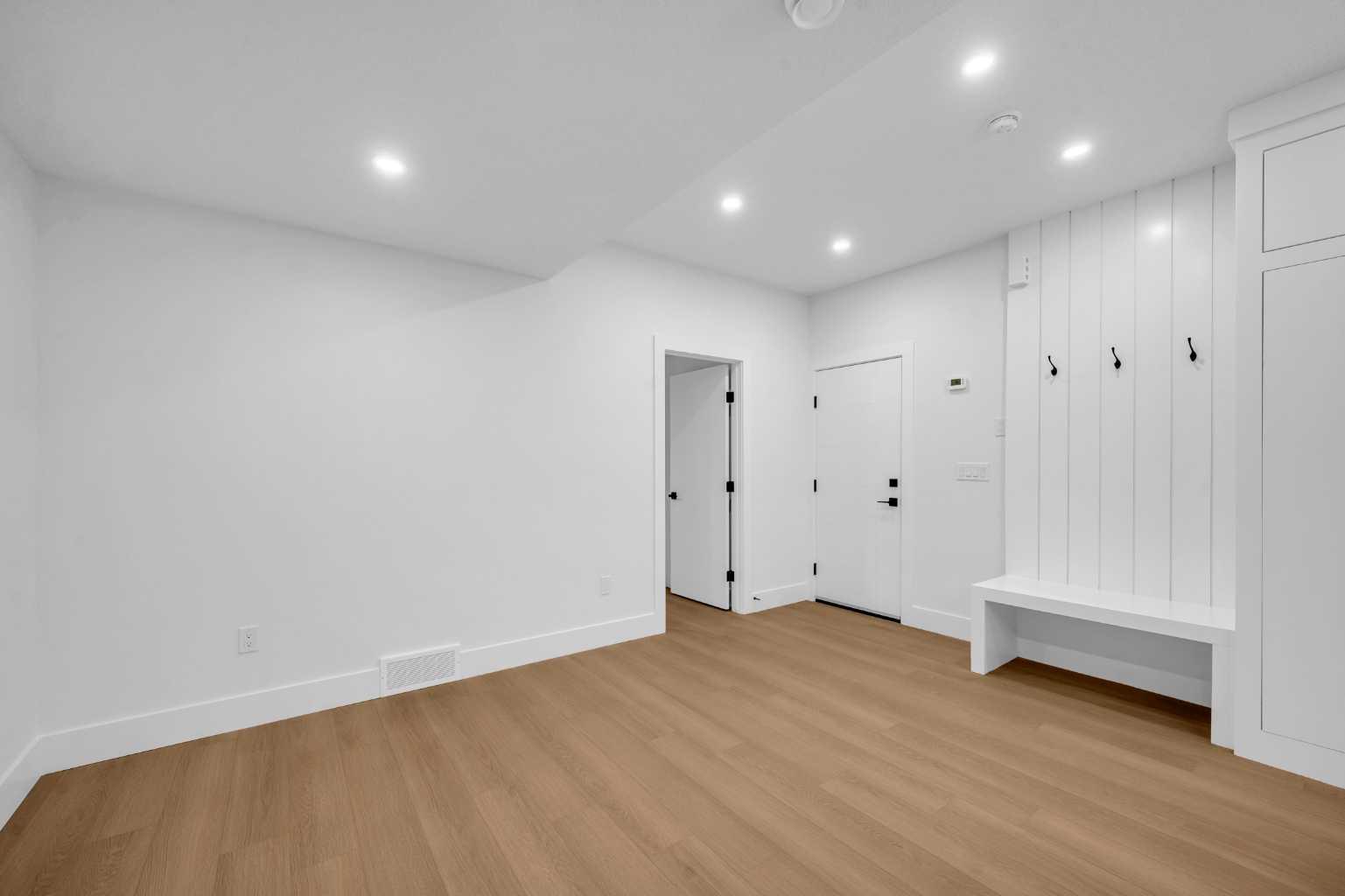 2623 Cochrane Road NW