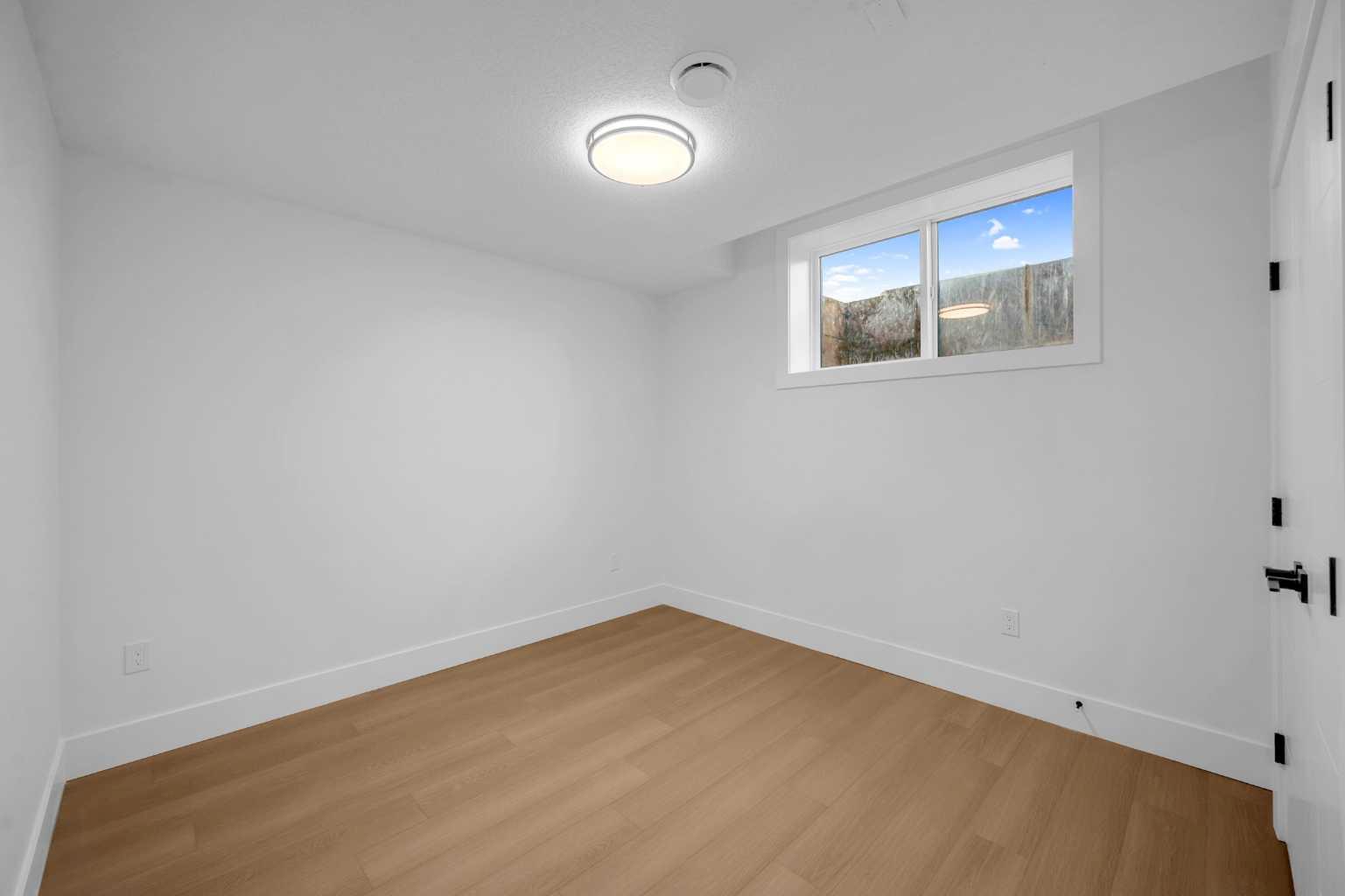2623 Cochrane Road NW