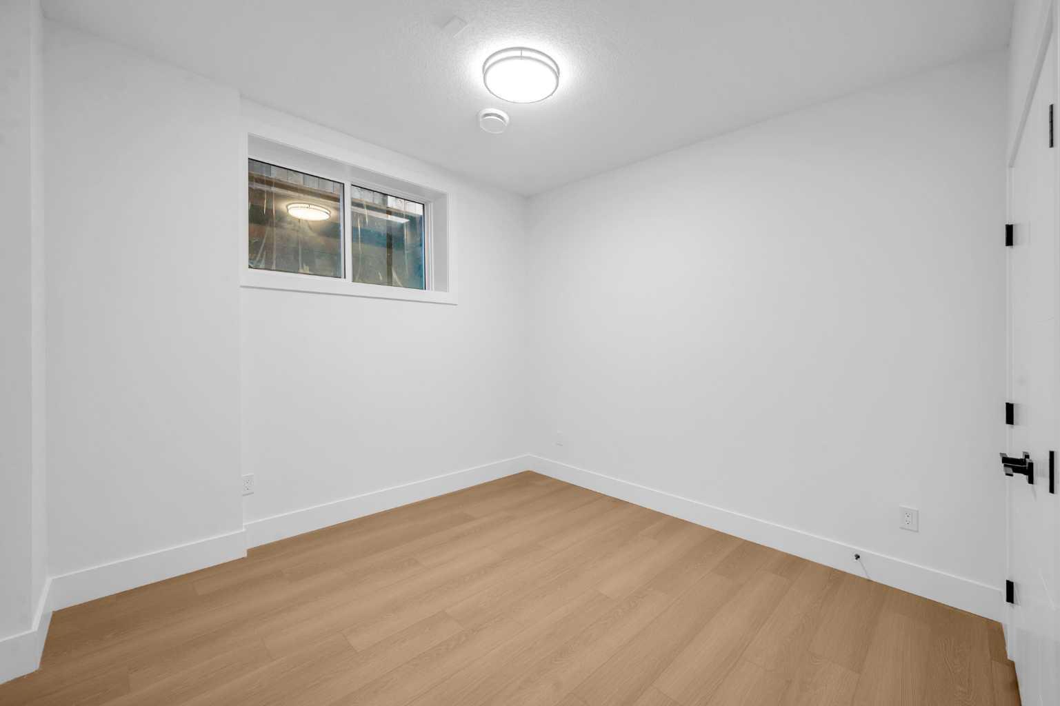 2623 Cochrane Road NW
