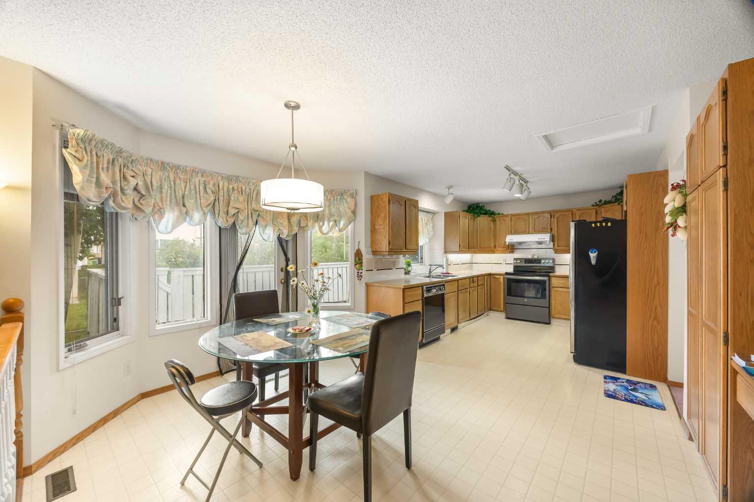 107 Hampshire Close NW