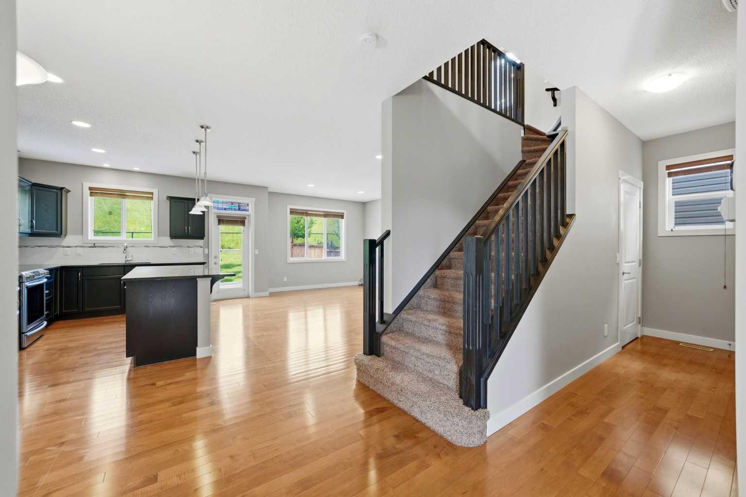 80 Sherwood Crescent NW