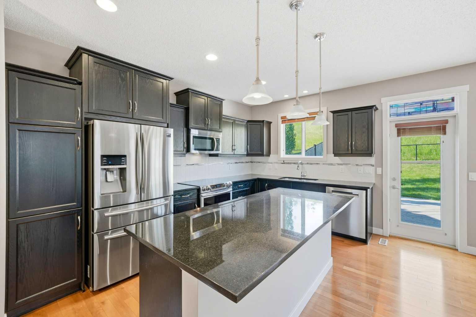80 Sherwood Crescent NW