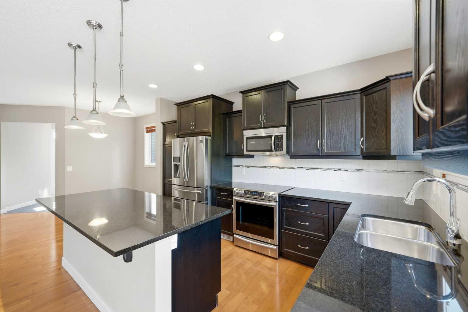 80 Sherwood Crescent NW