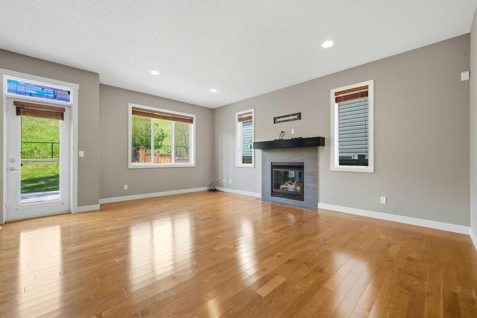 80 Sherwood Crescent NW