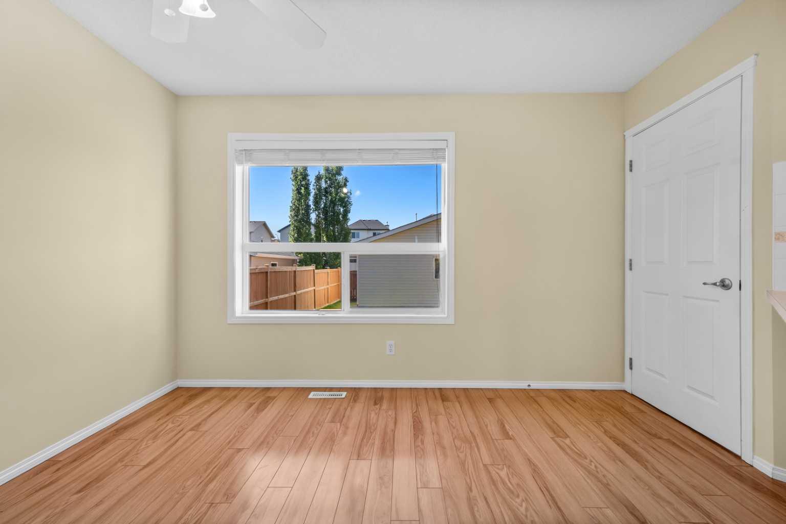 172 Citadel Bluff Close NW