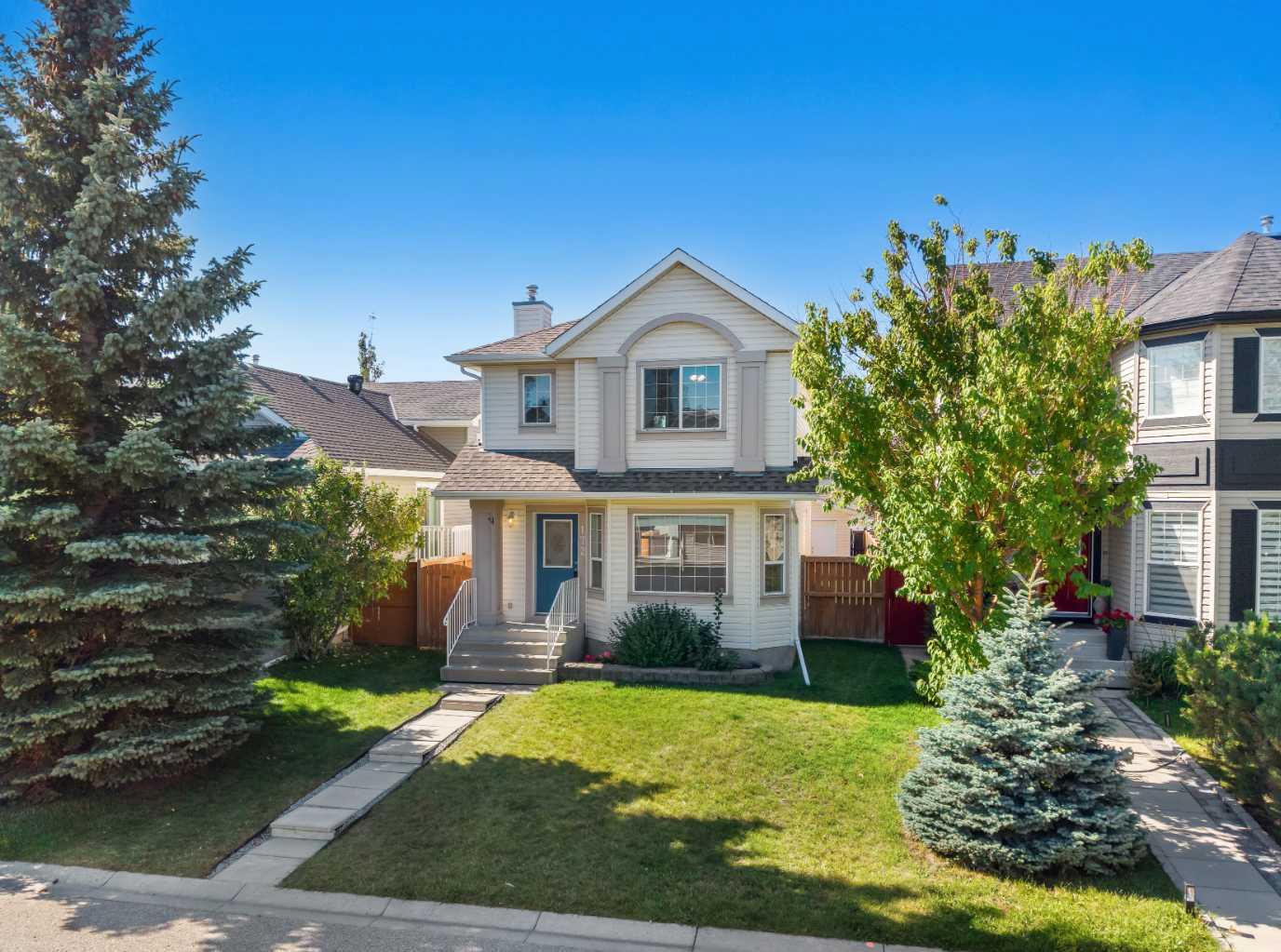 172 Citadel Bluff Close NW