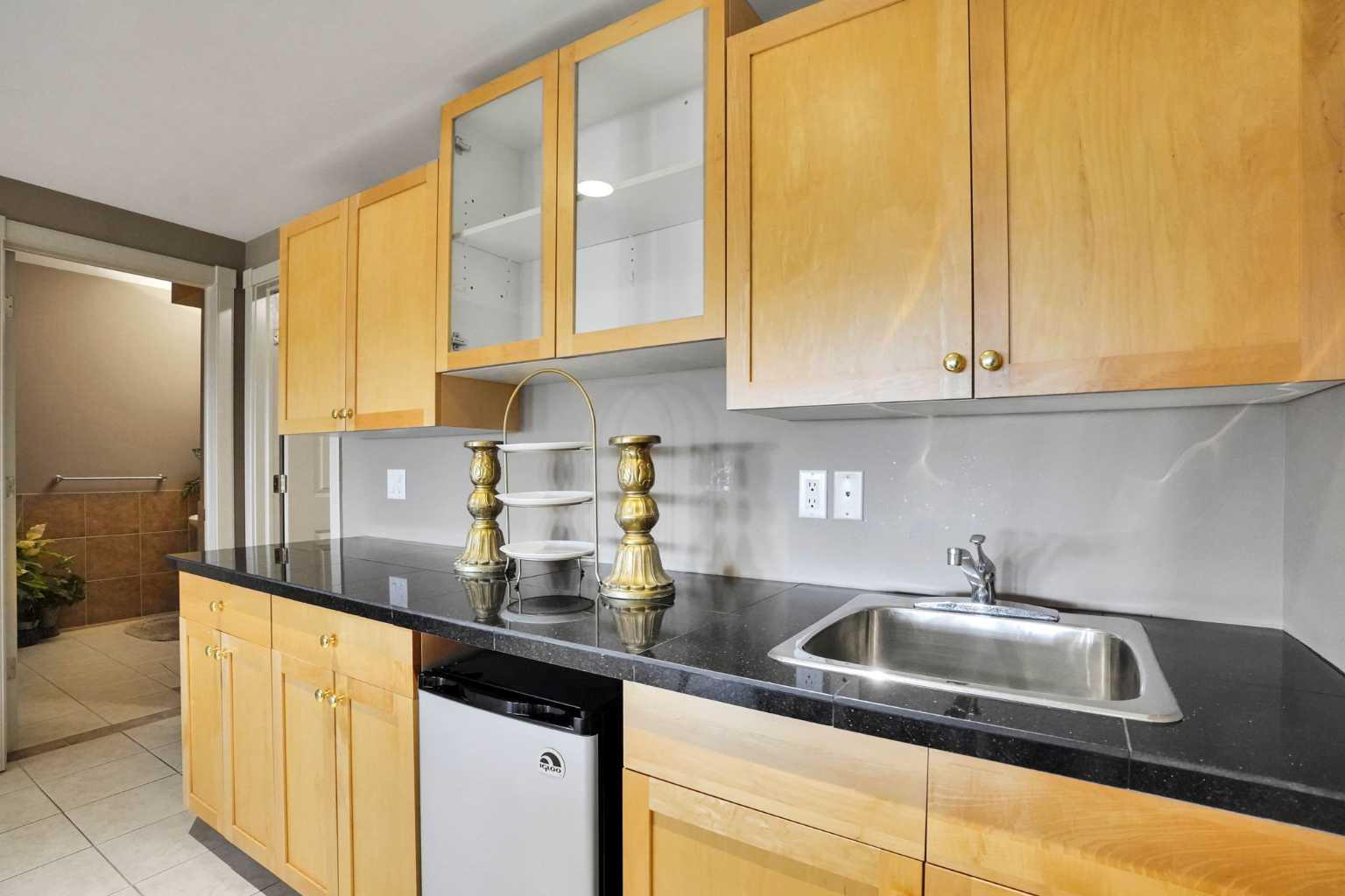 99 Arbour Vista Road NW