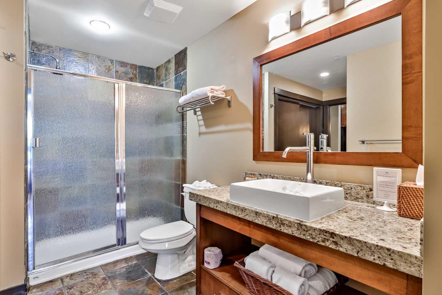 319C, 1818 Mountain Avenue 