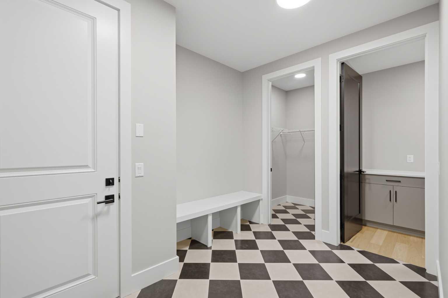 116 Greenwich Heath NW