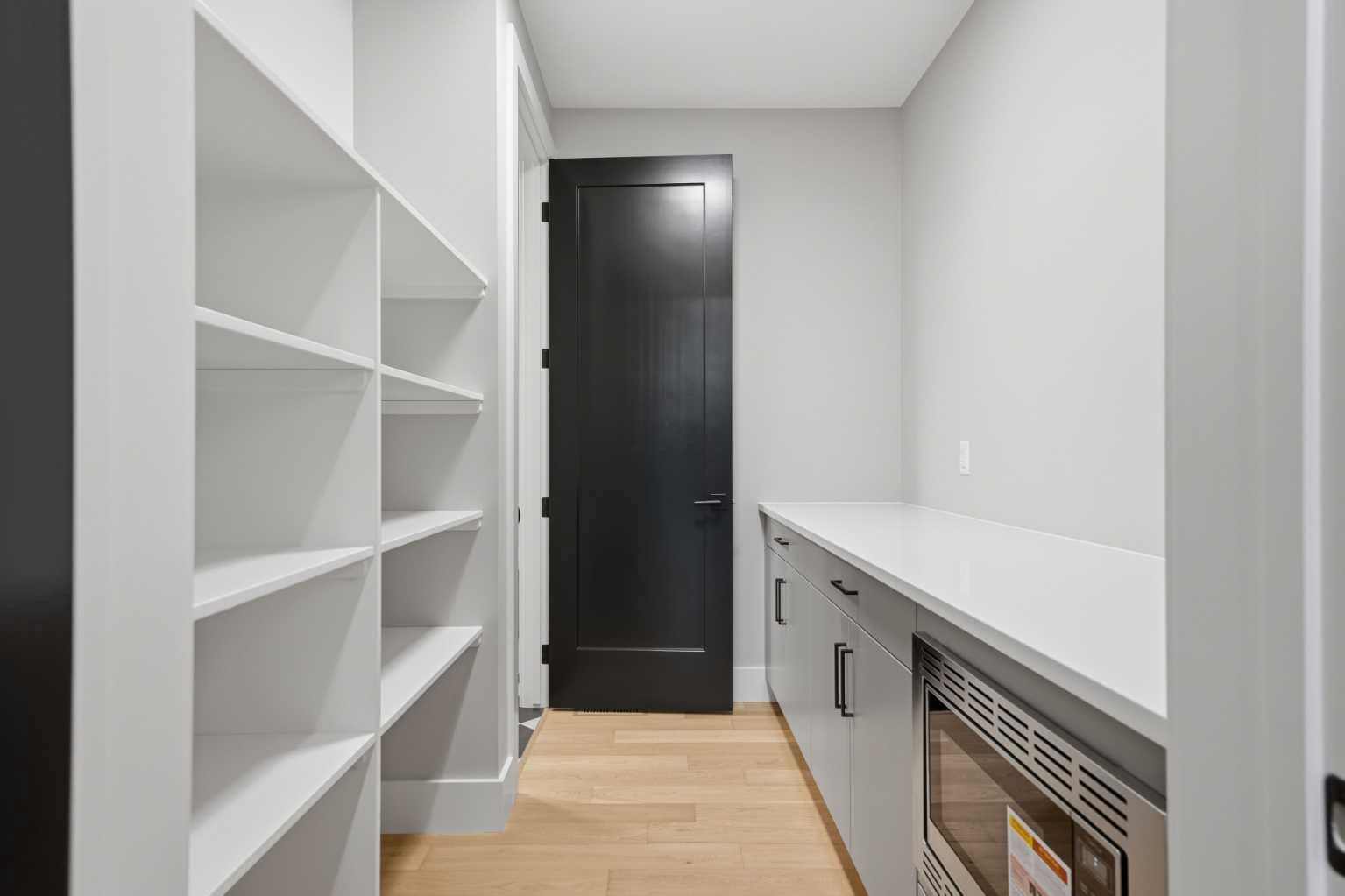 116 Greenwich Heath NW