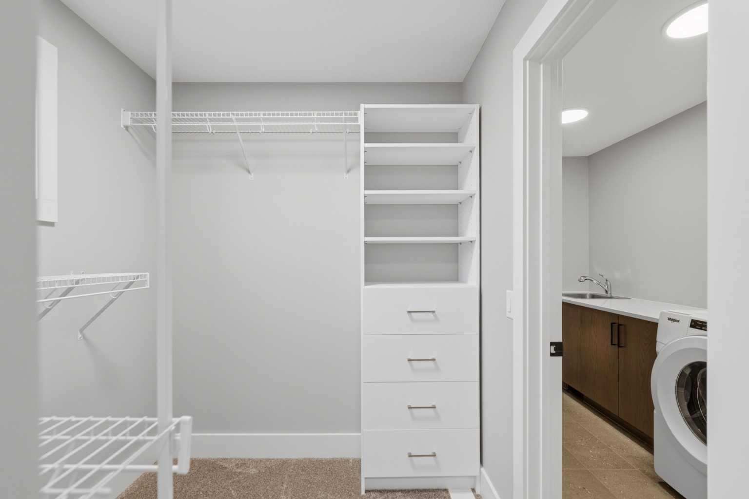 116 Greenwich Heath NW