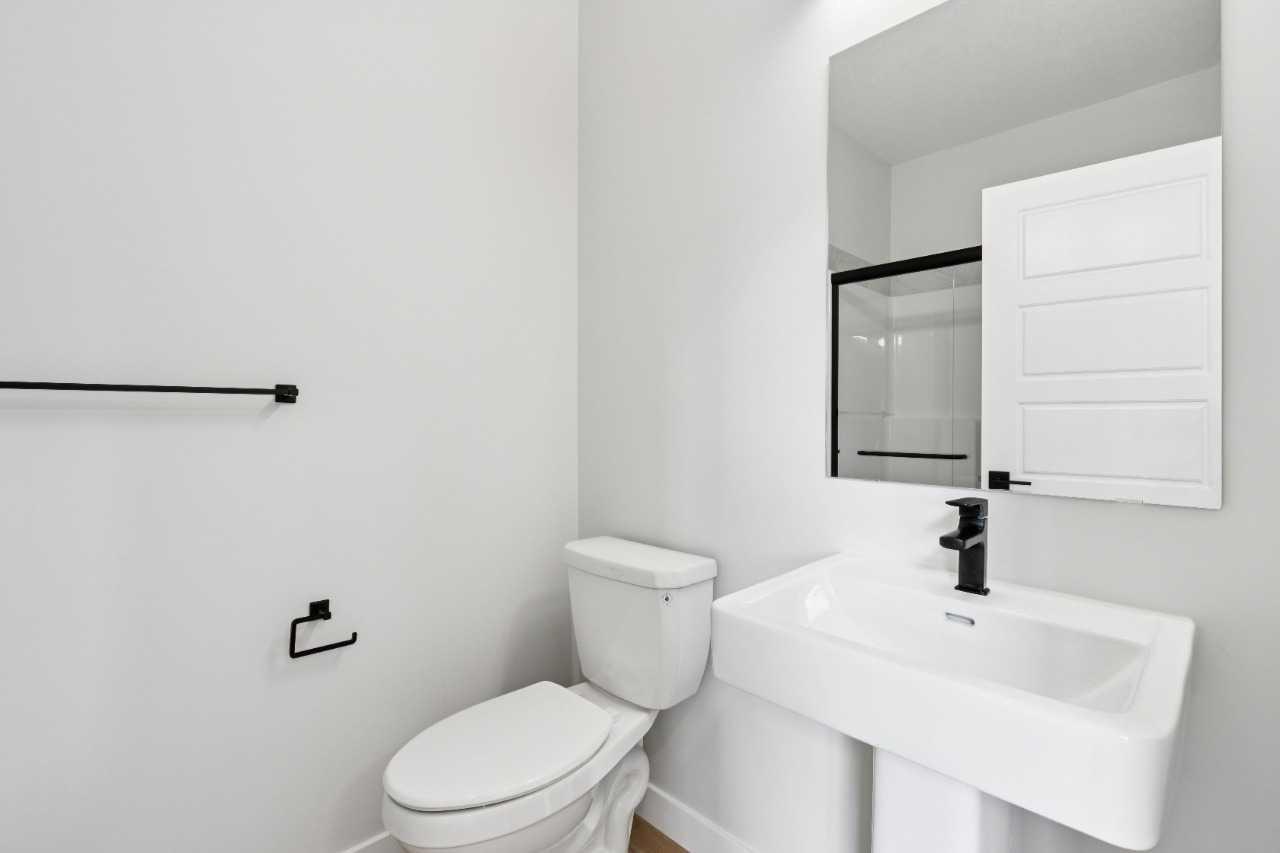102 Bridgeport Landing 