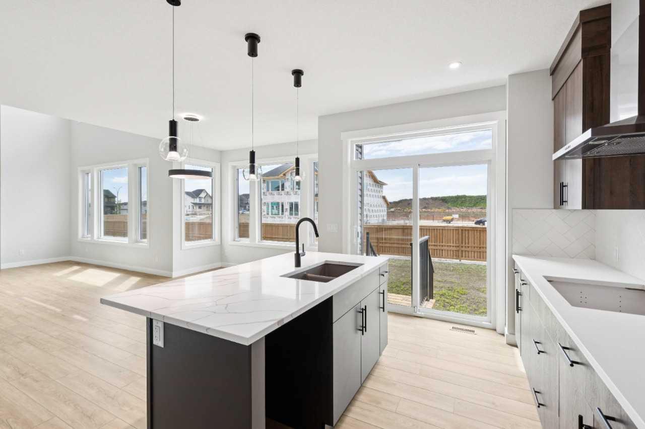 102 Bridgeport Landing 