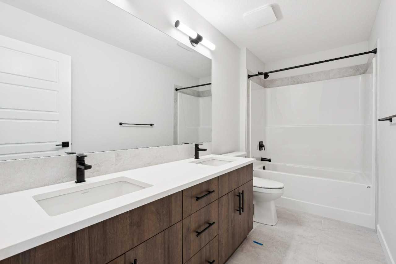 102 Bridgeport Landing 