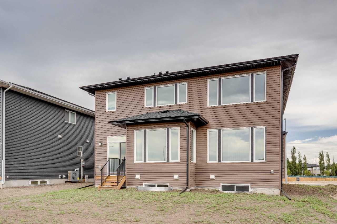 102 Bridgeport Landing 