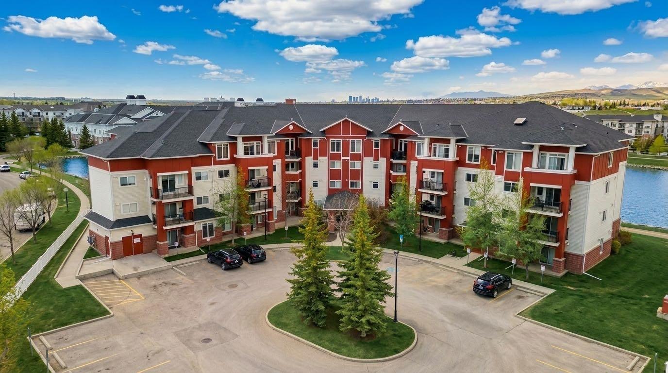 201, 162 Country Village Circle NE