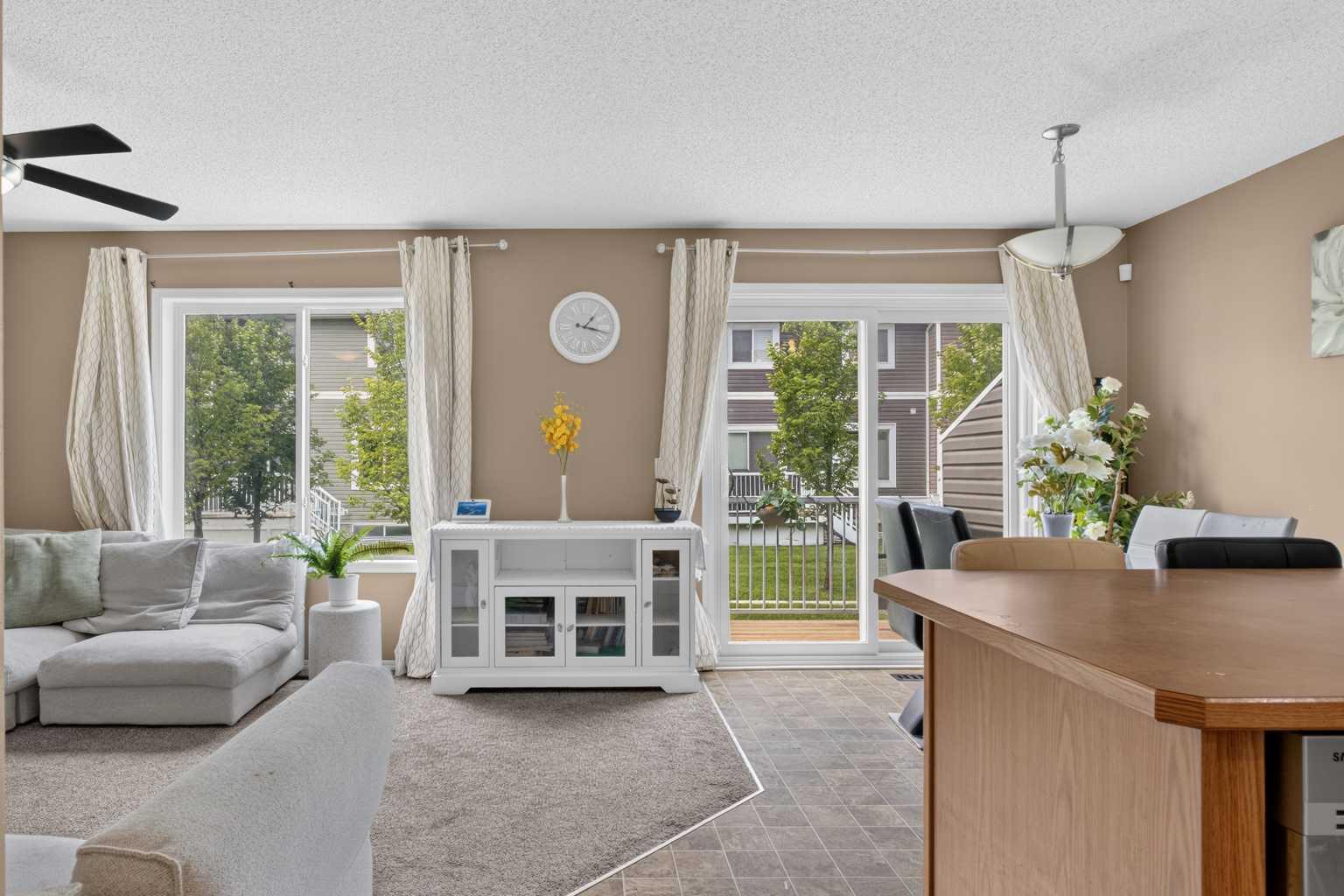 1204, 800 Yankee Valley Boulevard SE