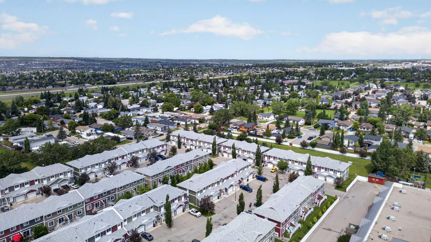 1204, 800 Yankee Valley Boulevard SE