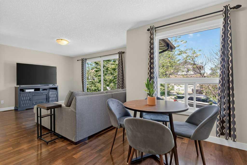20 McKinley Road SE