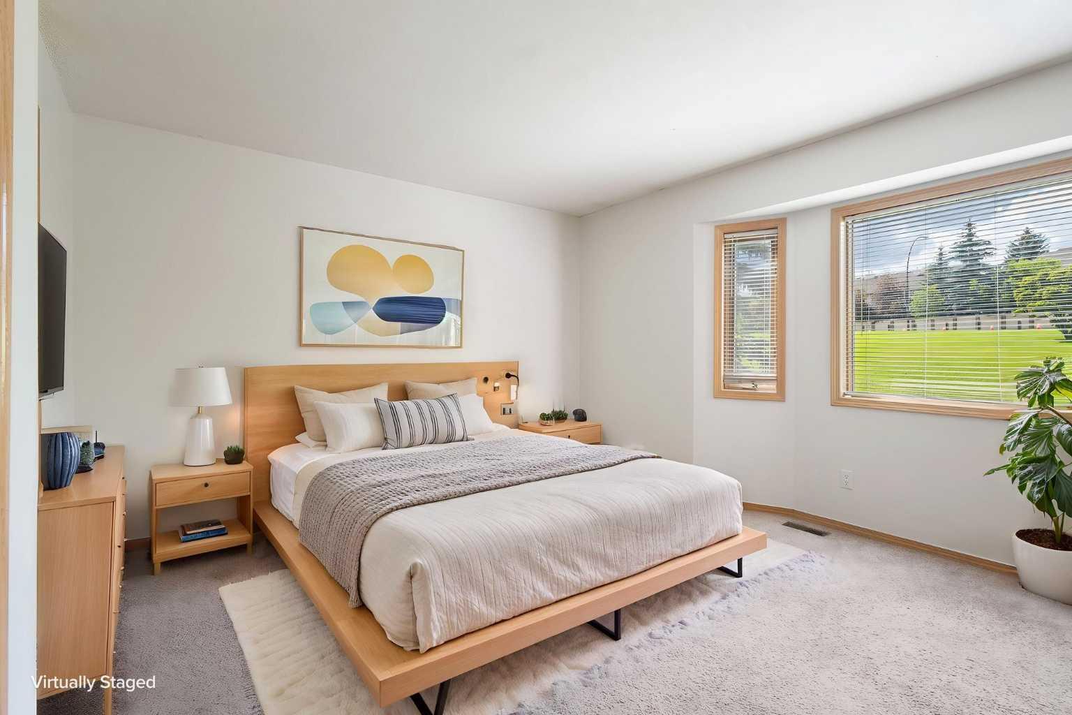 17 Patina Park SW