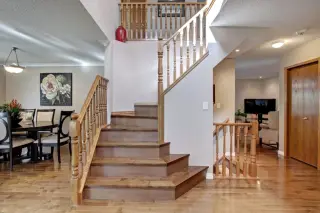 311 Douglasbank Green SE
