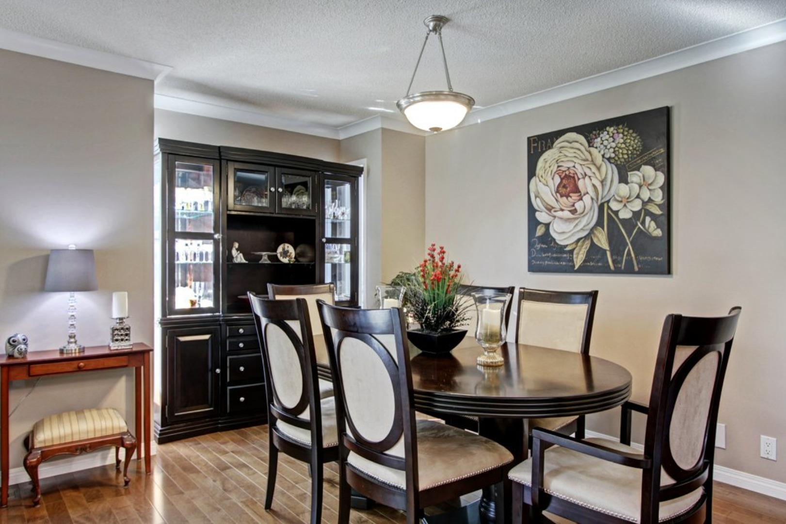 311 Douglasbank Green SE
