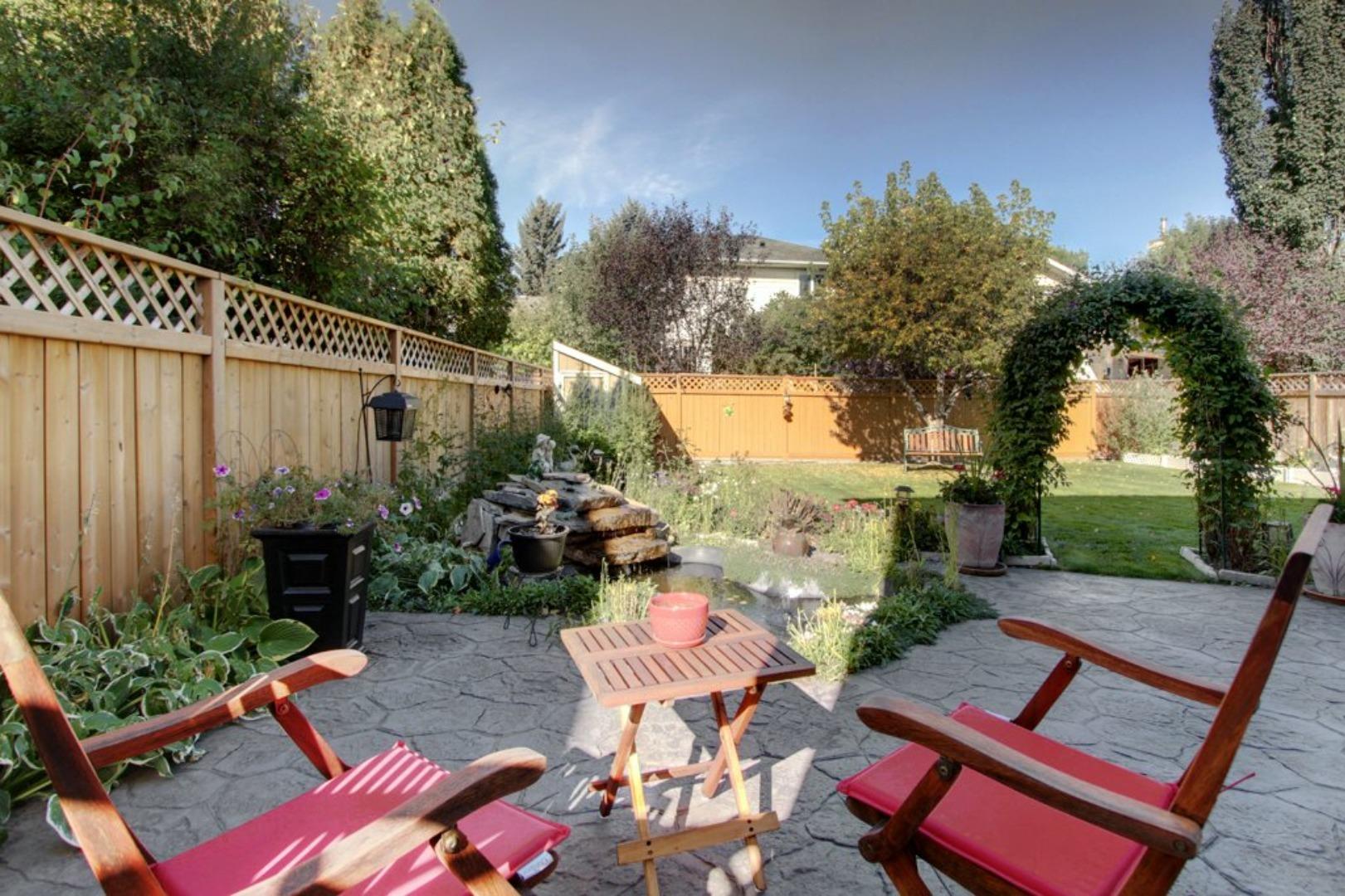 311 Douglasbank Green SE