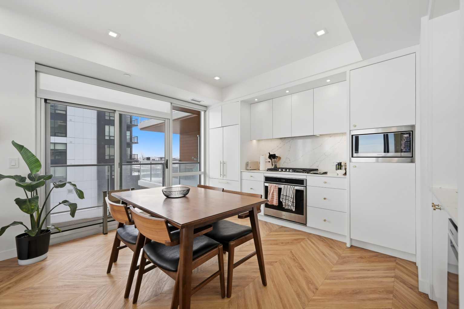 315, 8445 Broadcast Avenue SW