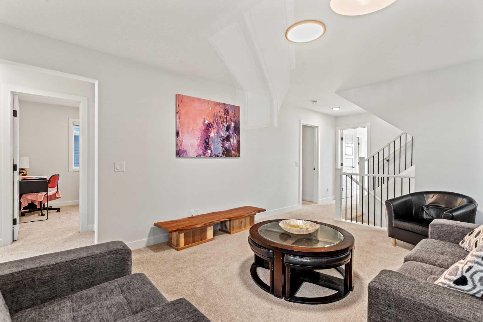 116 Ambleside Crescent NW