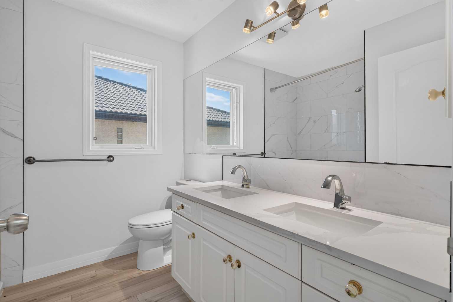 78 Hamptons Circle NW