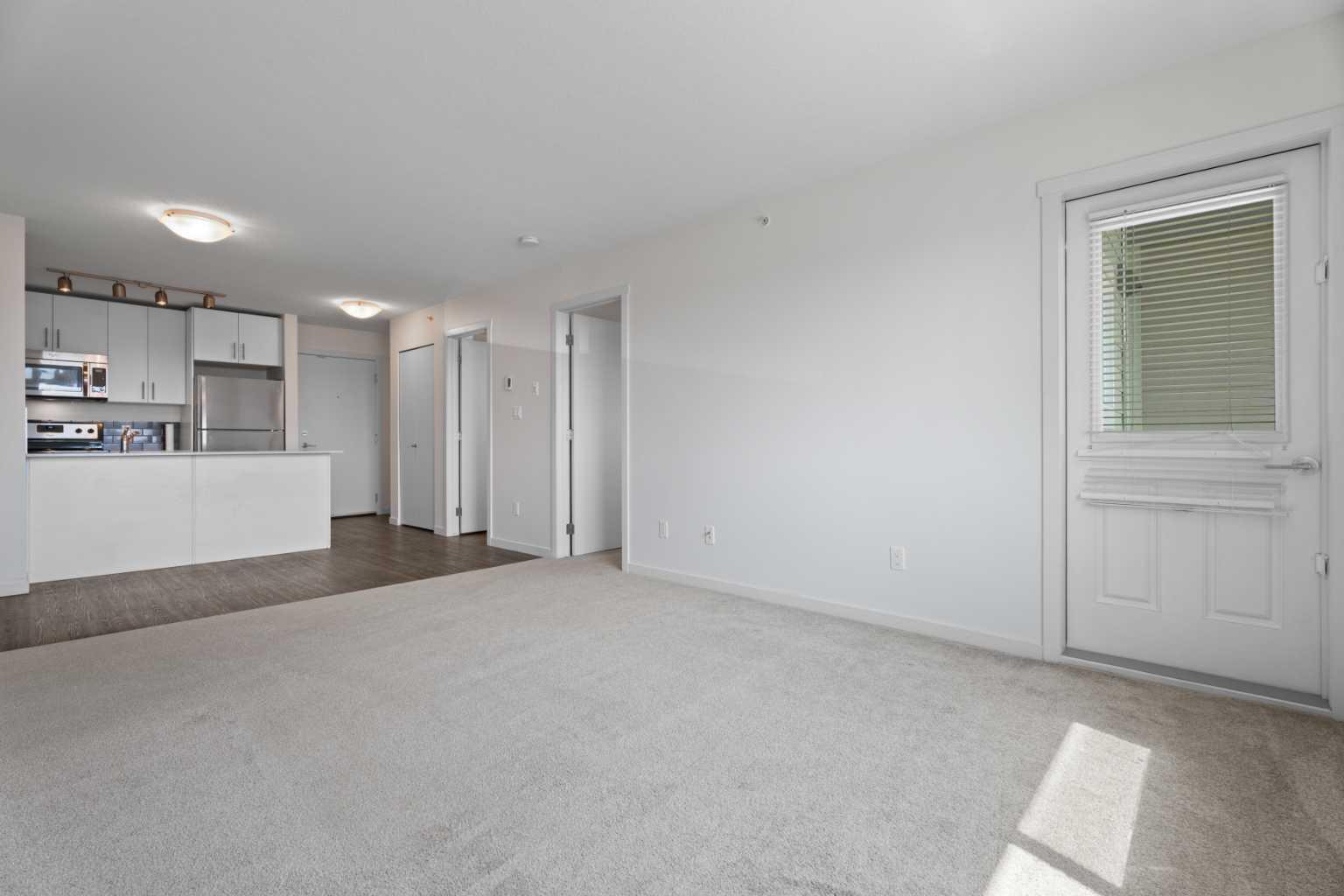 2404, 181 Skyview Ranch Manor NE