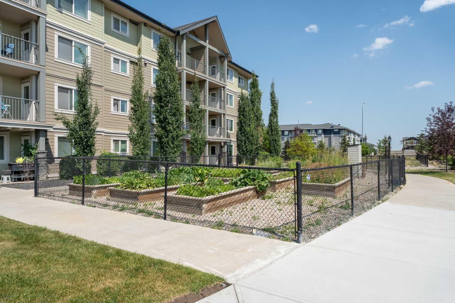 2404, 181 Skyview Ranch Manor NE