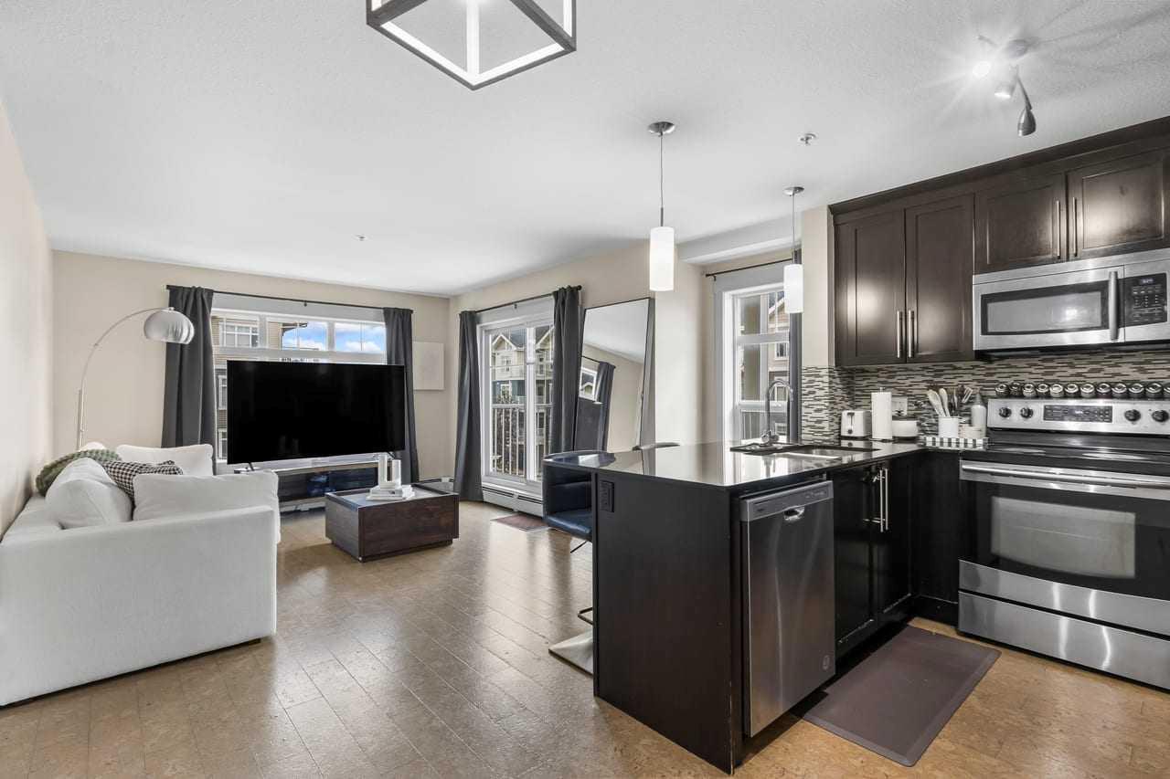3308, 155 Skyview Ranch Way NE