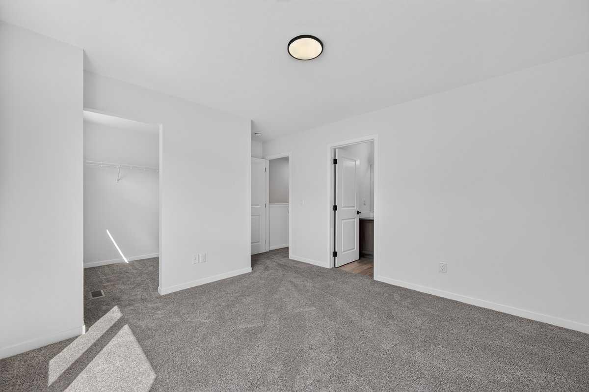 405, 81 MIDTOWN Boulevard SW