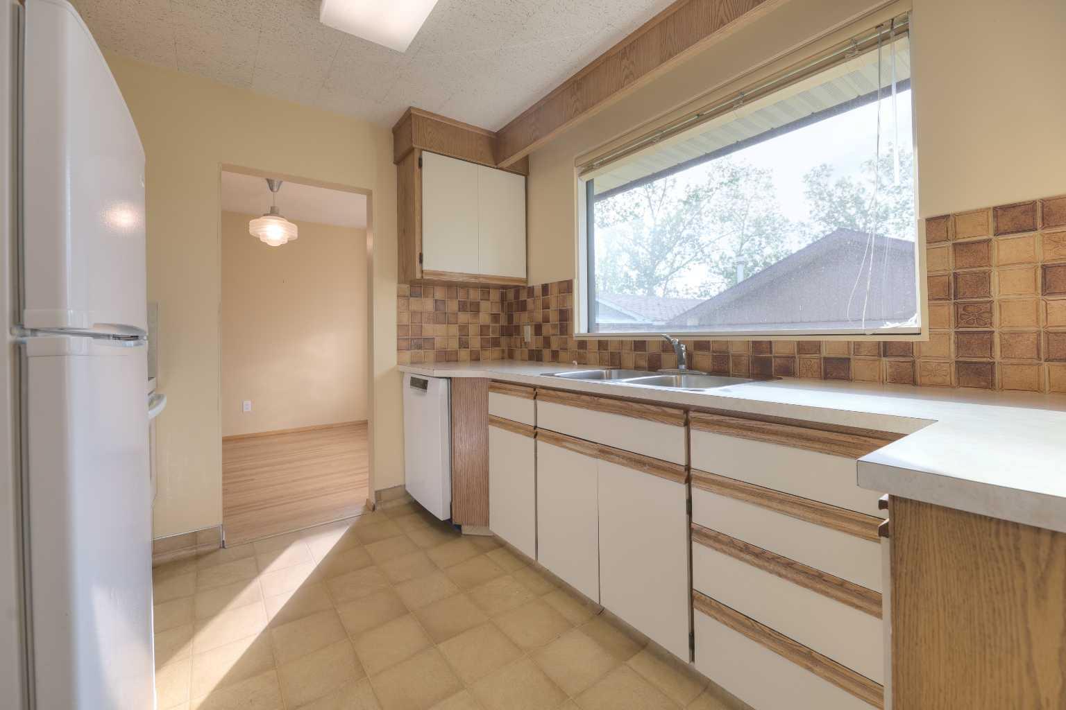 31 Rosery Drive NW