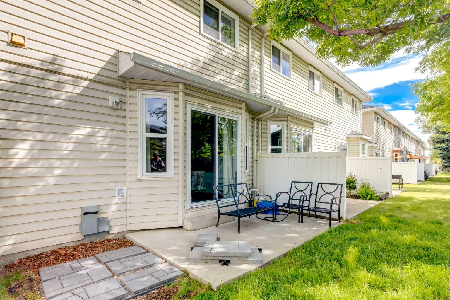 41 Harvest Glen Heights NE