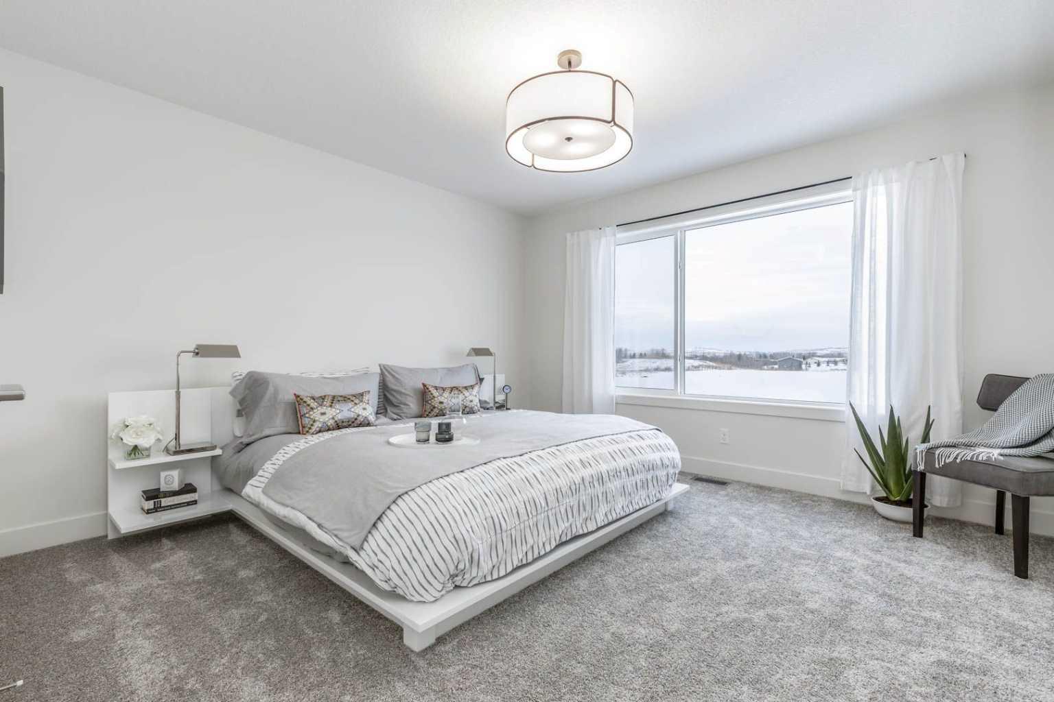546 Rivercrest View 