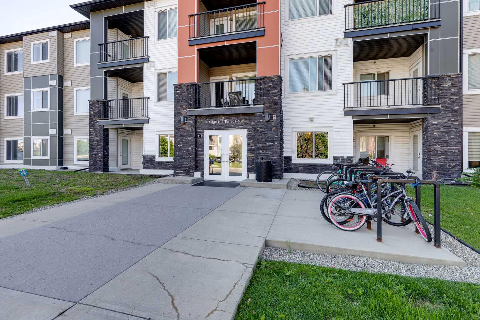 205, 4 Sage Hill Terrace NW
