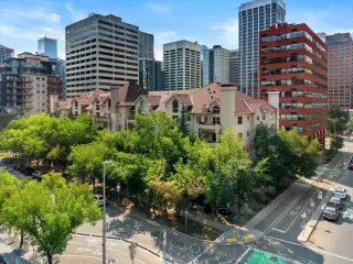 209, 777 3 Avenue SW