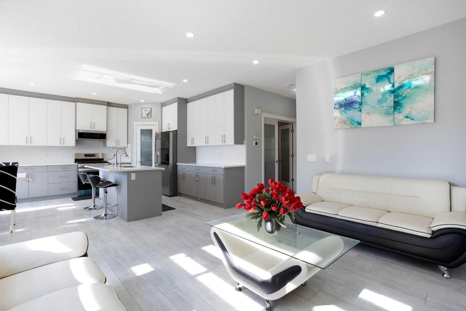1925 Luxstone Park SW