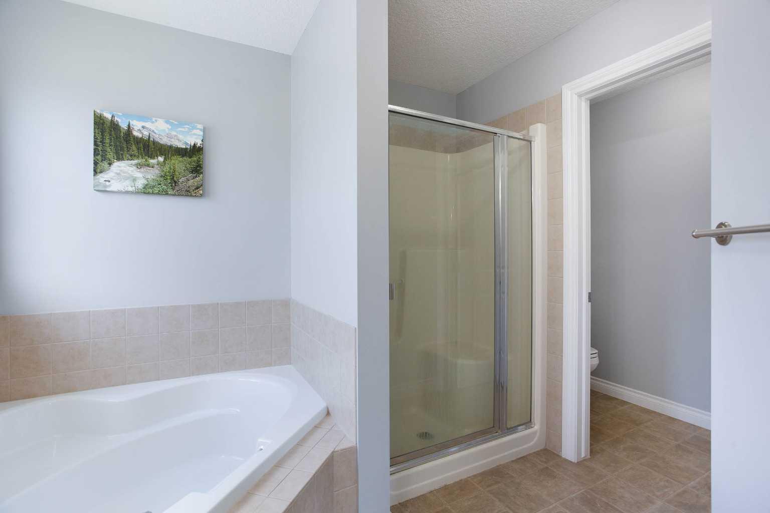 1925 Luxstone Park SW