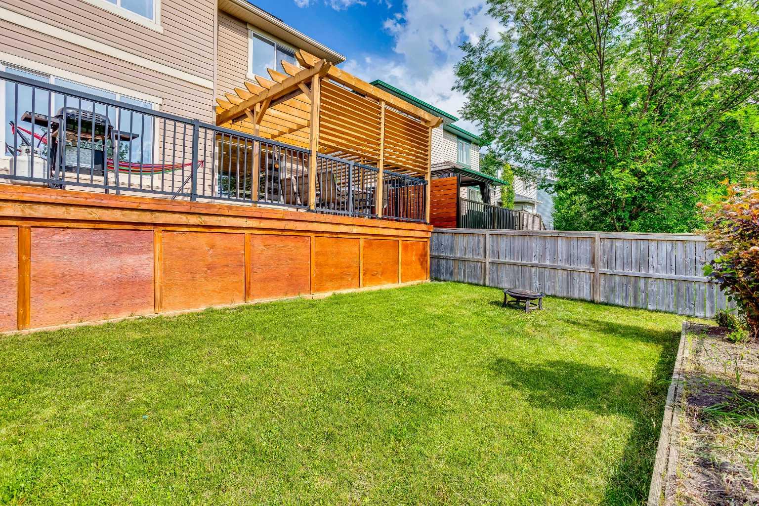 1925 Luxstone Park SW