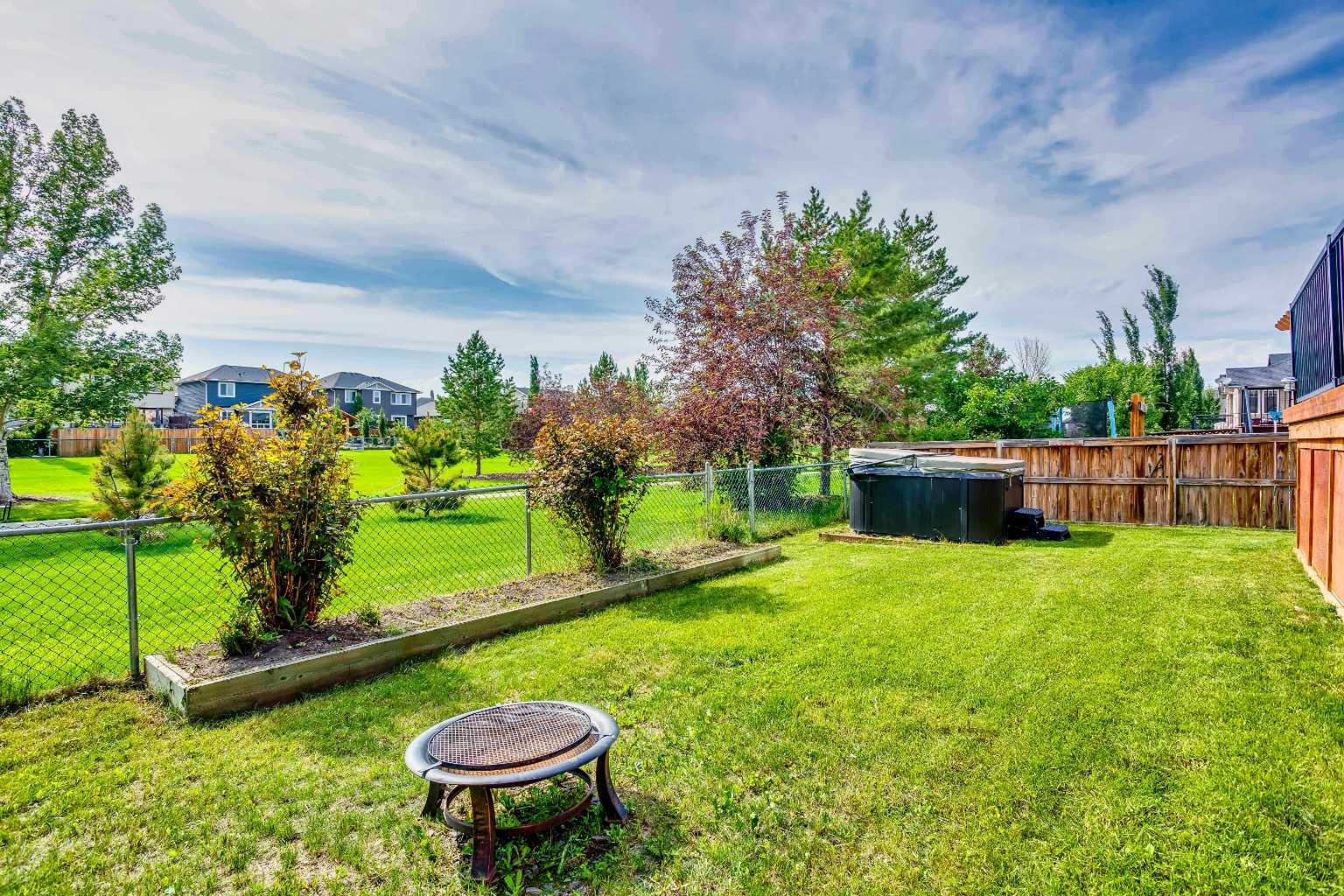 1925 Luxstone Park SW