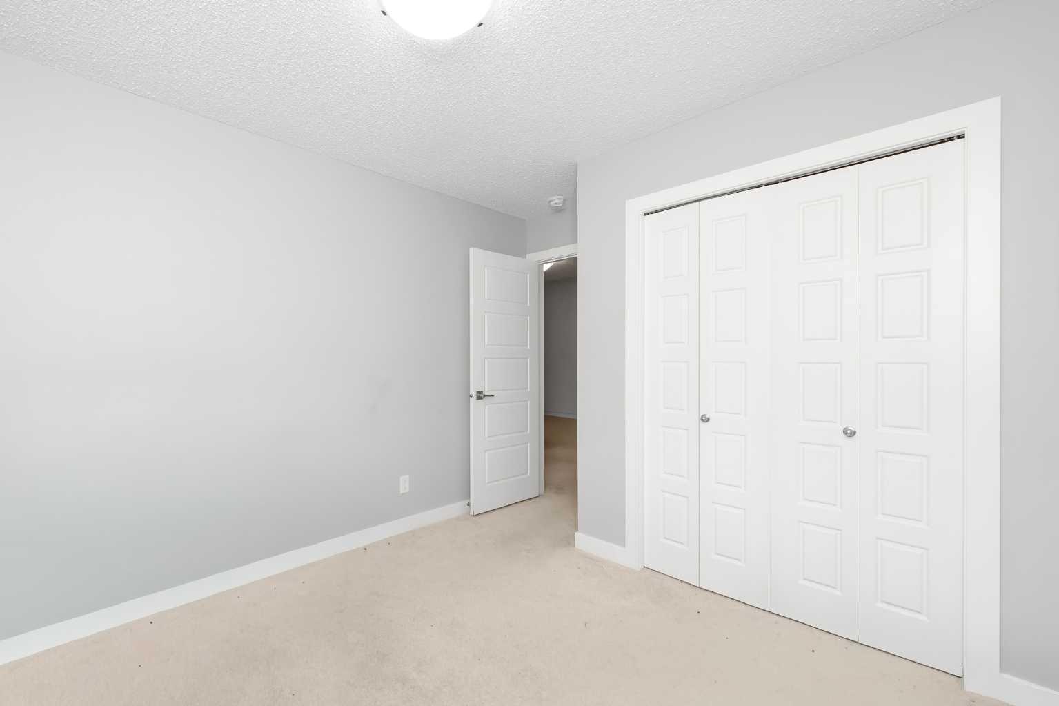226 Ambleton Drive NW