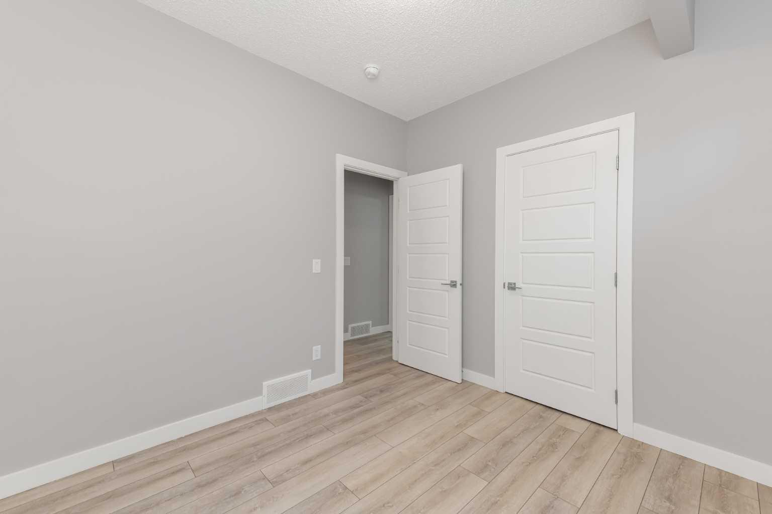 226 Ambleton Drive NW