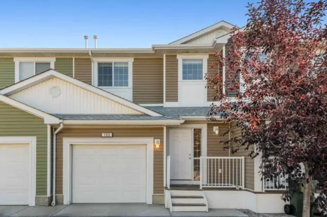 102, 800 Yankee Valley Boulevard SE
