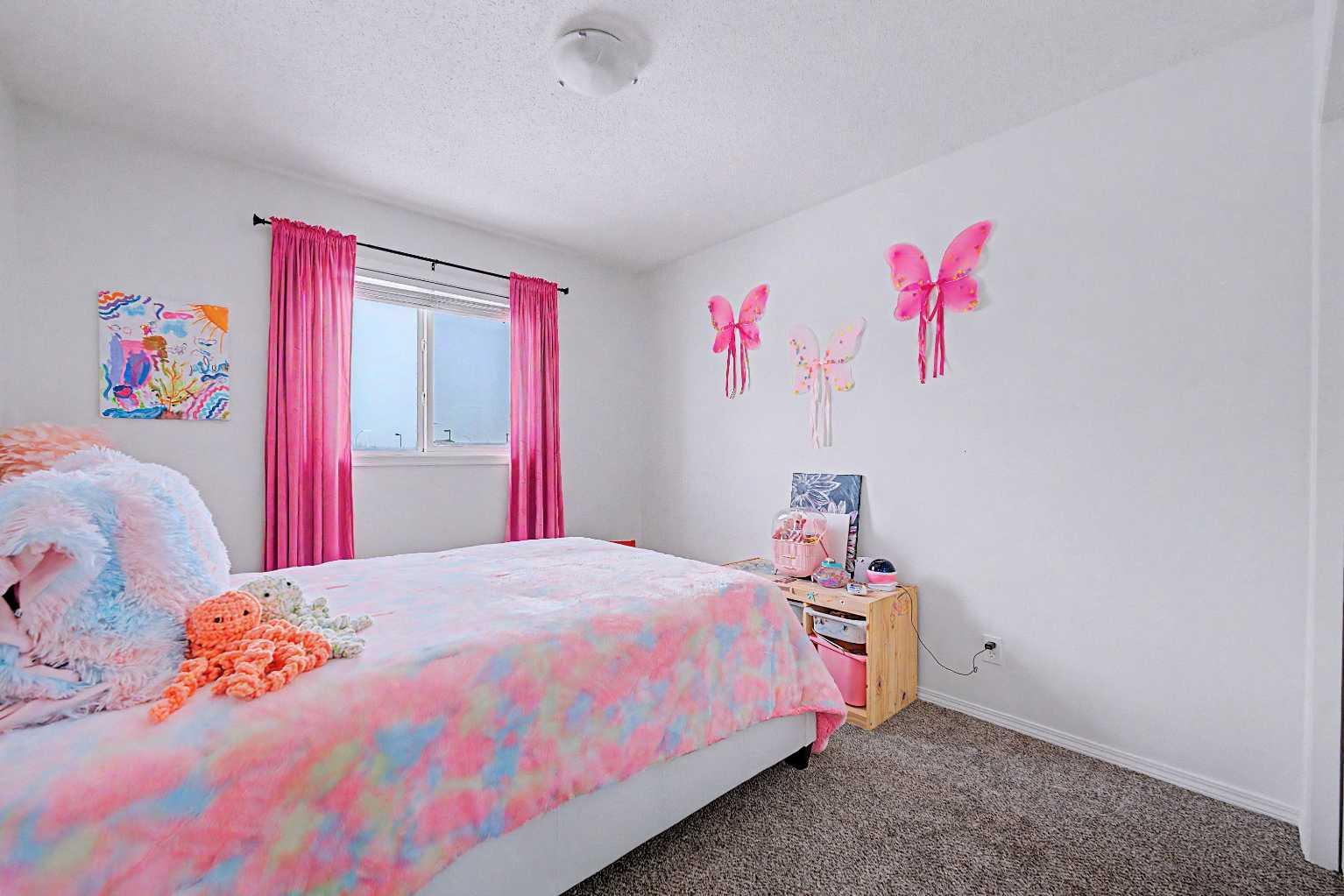 102, 800 Yankee Valley Boulevard SE