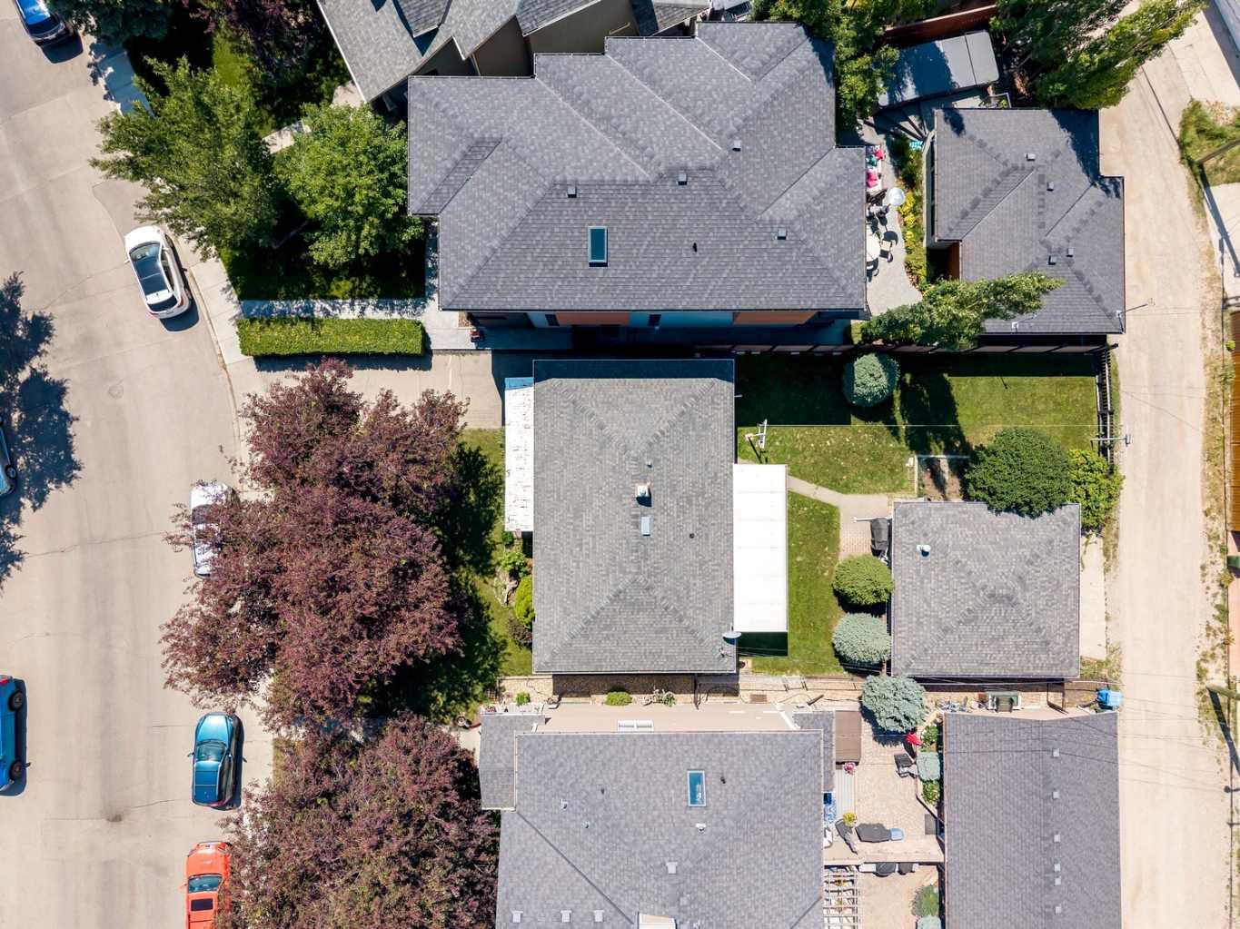 1219 Renfrew Drive NE
