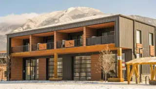 212B, 1 Industrial Place 