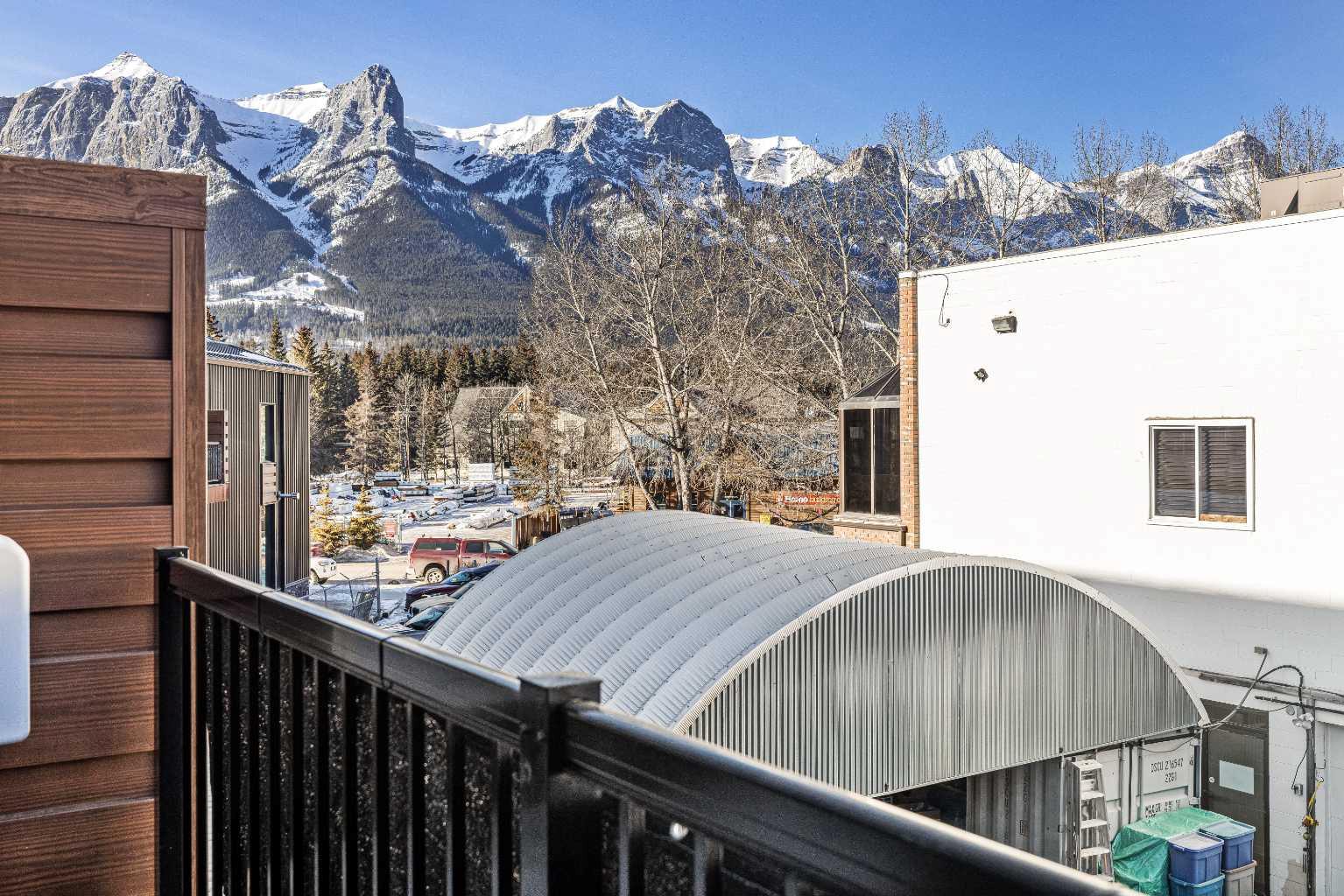212B, 1 Industrial Place 